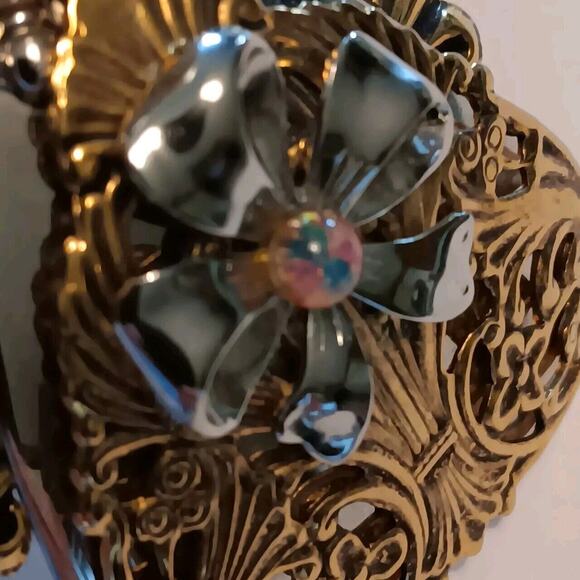 Jane Davis Signed Angel Faux Pearl Rhinestone Brooch Ribbon Mixed Metal - Picture 4 of 12